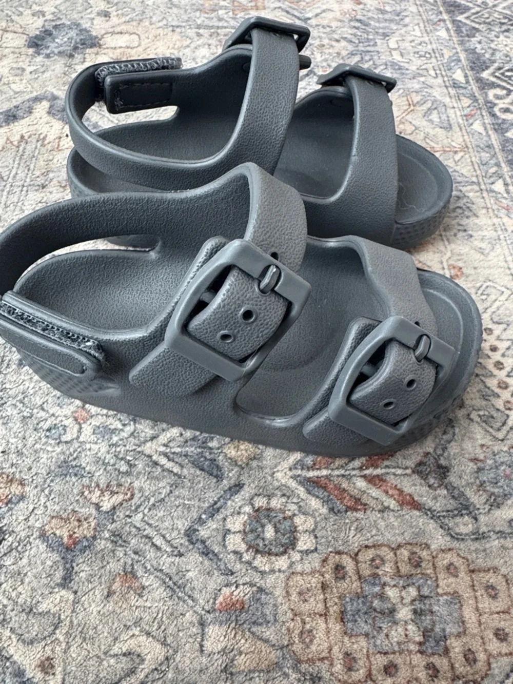 Gray Toddler Sandals Size 7 Double Strap Buckle Summer Shoes